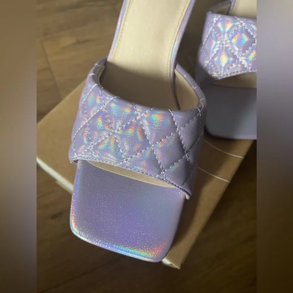 URBAN OUTFITTERS-NWT/Box Women's Quilted Lavender Sandals - Picture 2 of 16